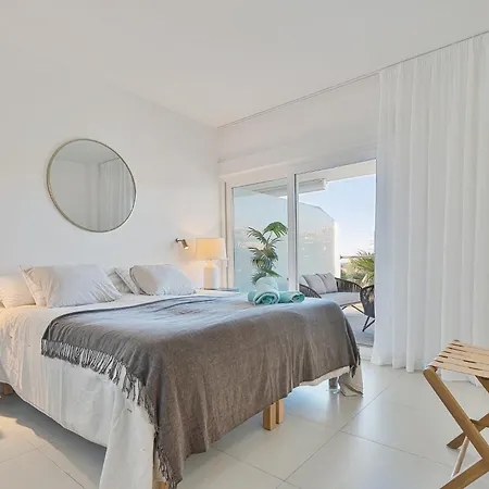 Luxurious 3-bed And 3 Bathroom - Reserva Del Higueron *