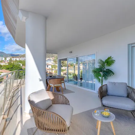 Apartment Luxurious 3-bed And 3 Bathroom - Reserva Del Higueron